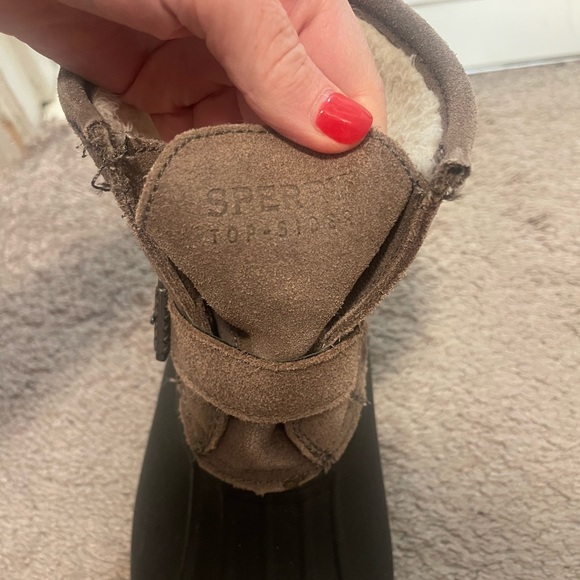 Sperry Tan and Black Women’s Rain Boots - Picture 2 of 4